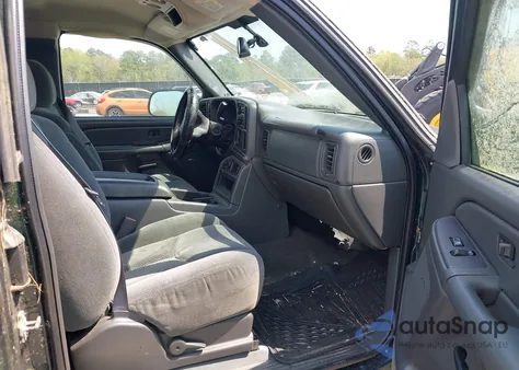 2004 Chevrolet Silverado 2500Hd Ls from USA, damaged, VIN 1GCHK29254E350326